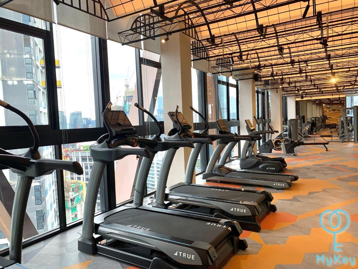 Scarletz Suites Klcc By Mykey Global Kuala Lumpur Eksteriør bilde Fitness Center